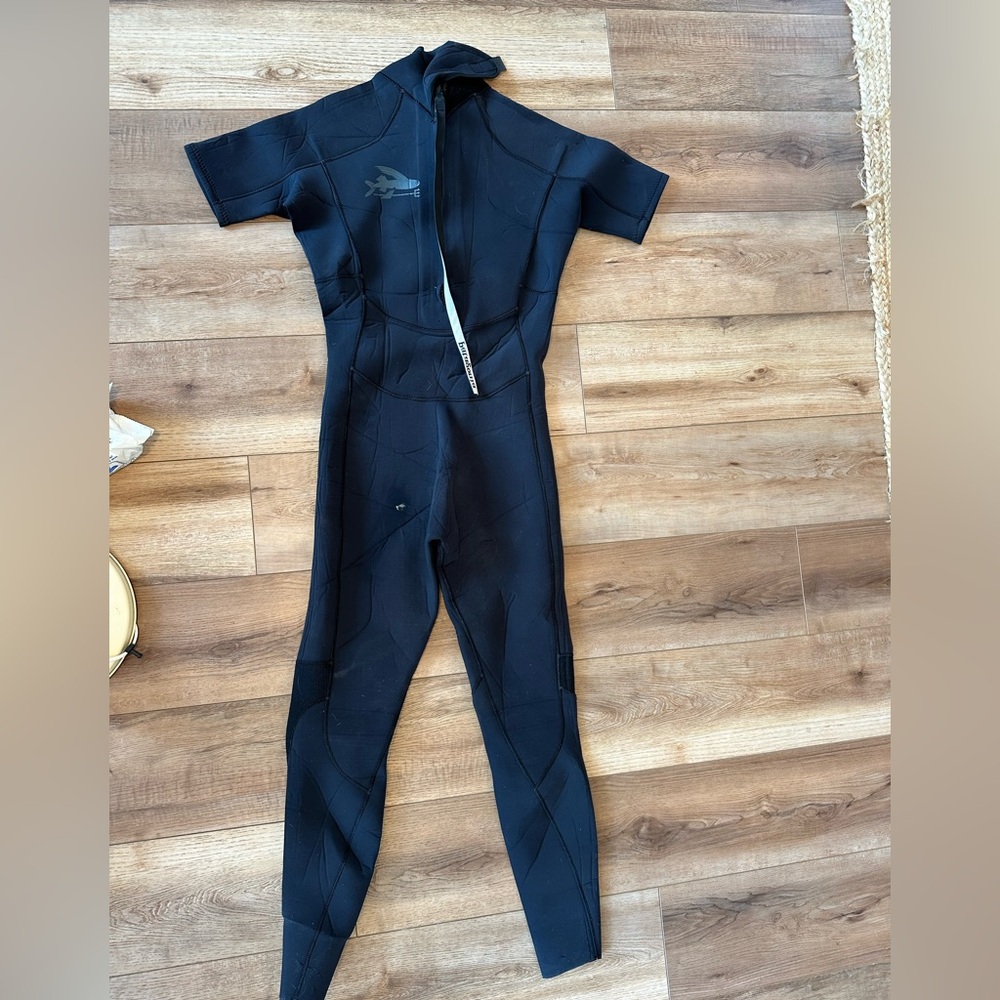 Patagonia Men’s Front-Zip Short Sleeved Full Wetsuit